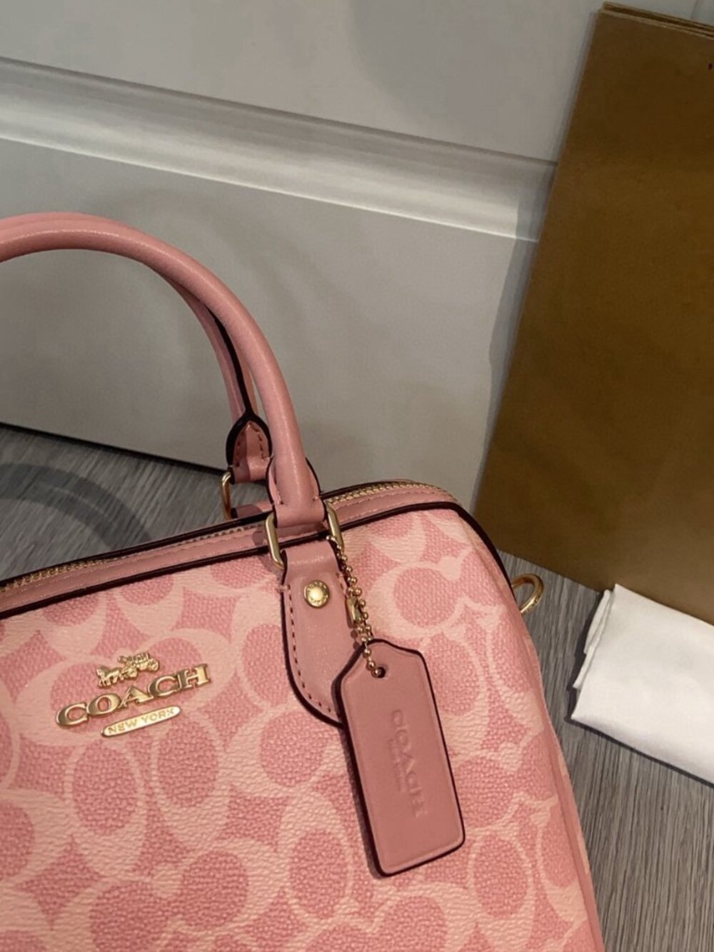 NWT Coach Rowan Satchel Bag In Signature Canvas Powder/Pink - Picture 5 of 9